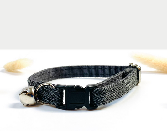 Collier Chat Anti-Étranglement Chevron Gris