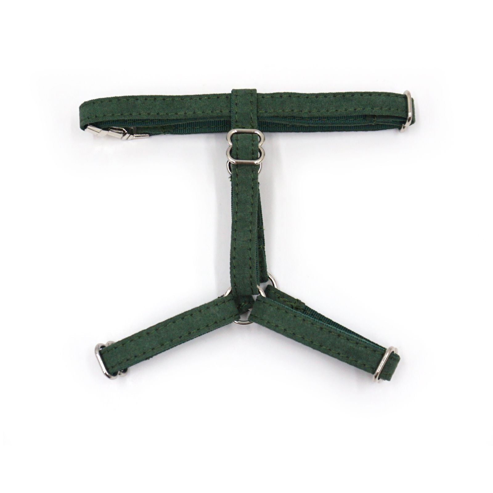 Harnais pour chat personnalisé coton vert sapin, vue d’ensemble montrant les trois sangles ajustables et les boucles métalliques.